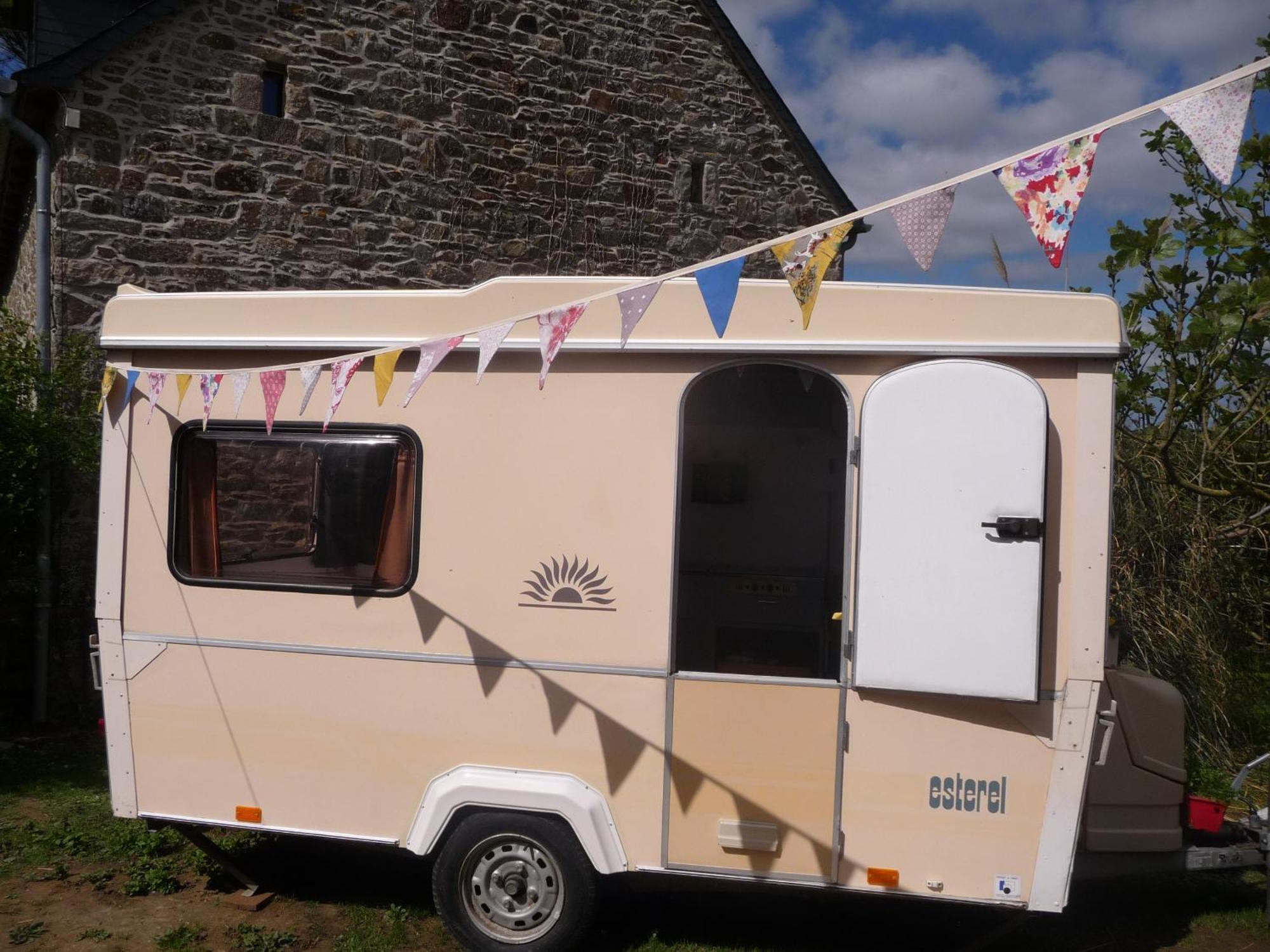 Bretagne Vintage Suite & Caravan: Rustic Glamping Experience Pleumeur-Gautier Exterior photo